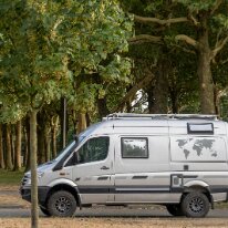 IMG_0167 29-31/07/2018 - Un p'tit coin paisible très prés du centre d'Anvers où nous avons attendu l'arrivée de notre bateau. Very pleasant stay not far from the river -...